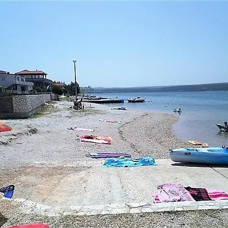 Mary - Crna Punta